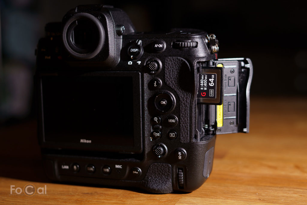 Nikon Z9 showing card in card slot