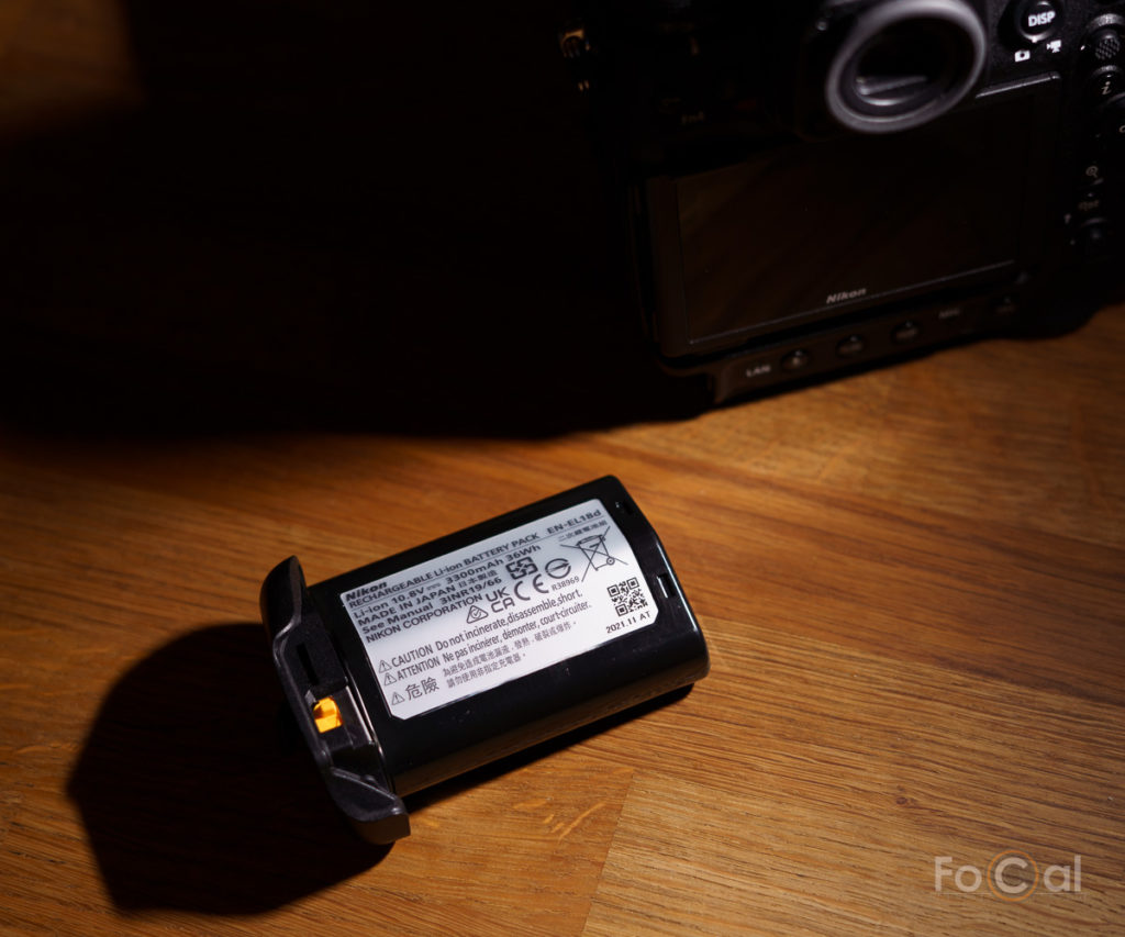 The Nikon EN-EL18d battery pack